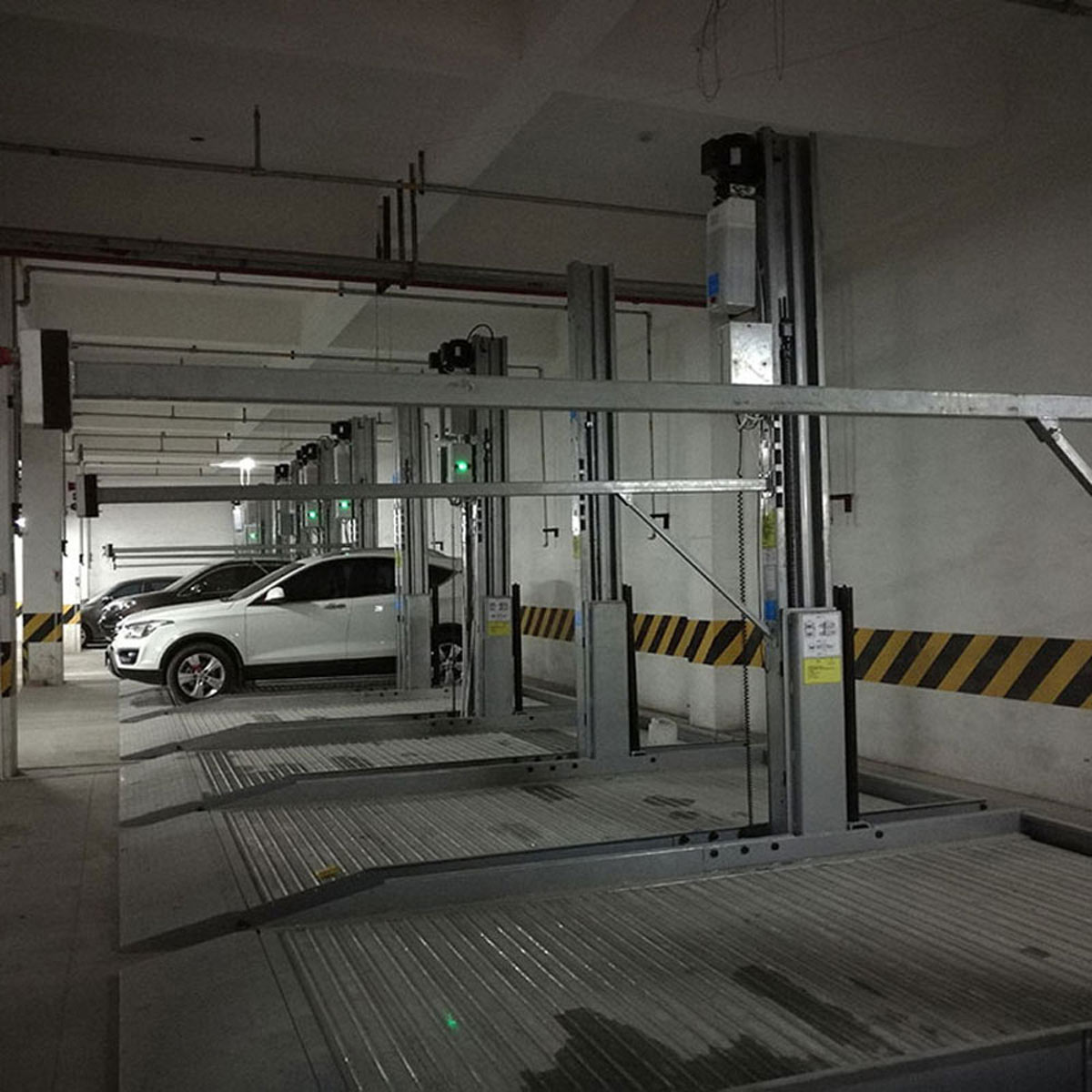 陜西垂直升降停車設備的工作原理